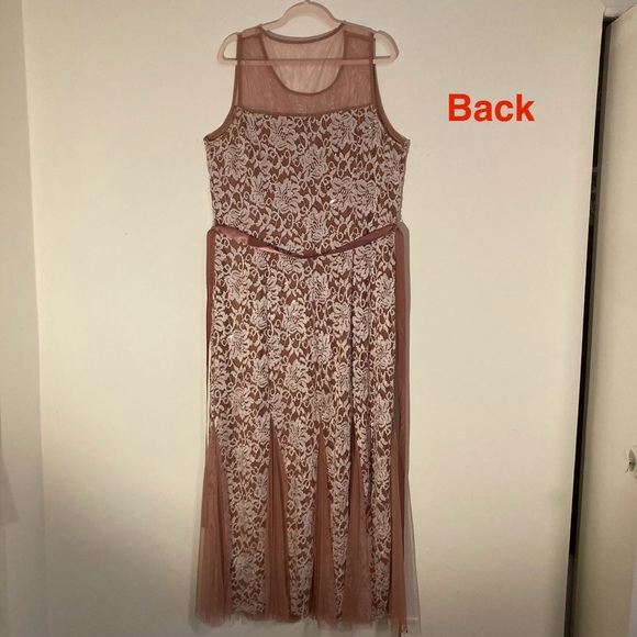 Lovely Grace Lace & Sequin Sleeveless Long Gown Dress, Taupe Mauve, Sz 2X - Picture 3 of 10